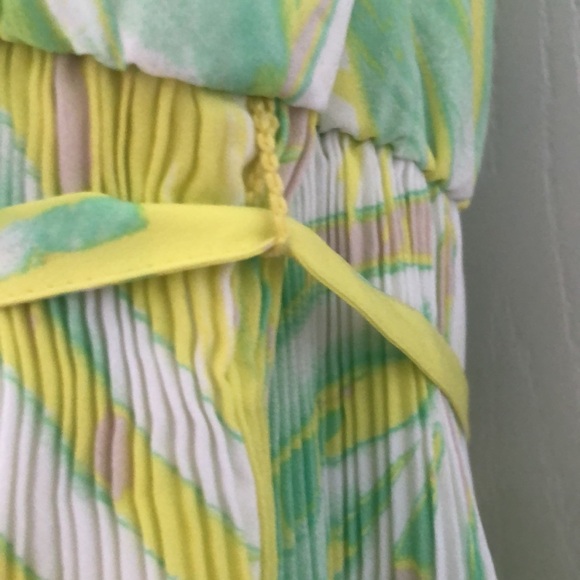 Woman’s lane Bryant green sleeveless spring plus size pleated chiffon neon dress - Picture 14 of 16